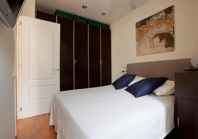Rentbcn Gracia Jardinets Apartament *